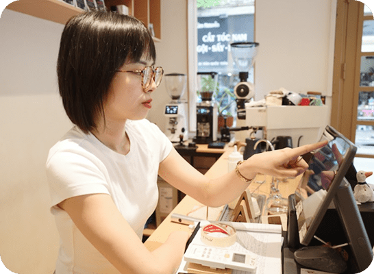 smiley-people-with-food.