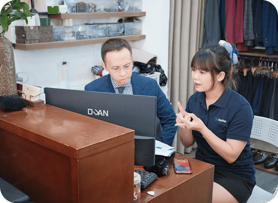 smiley-people-with-food.